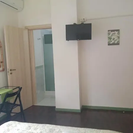 Florinda 3* Βιαρέτζιο